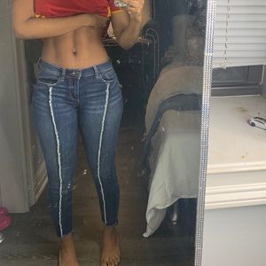 Sneakpeek Blue Jeans